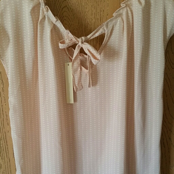 Laren Conrad  blouse - Picture 3 of 3